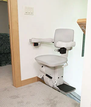 Elite straight indoor stair lift swivel seat turned 90 degrees at top landing